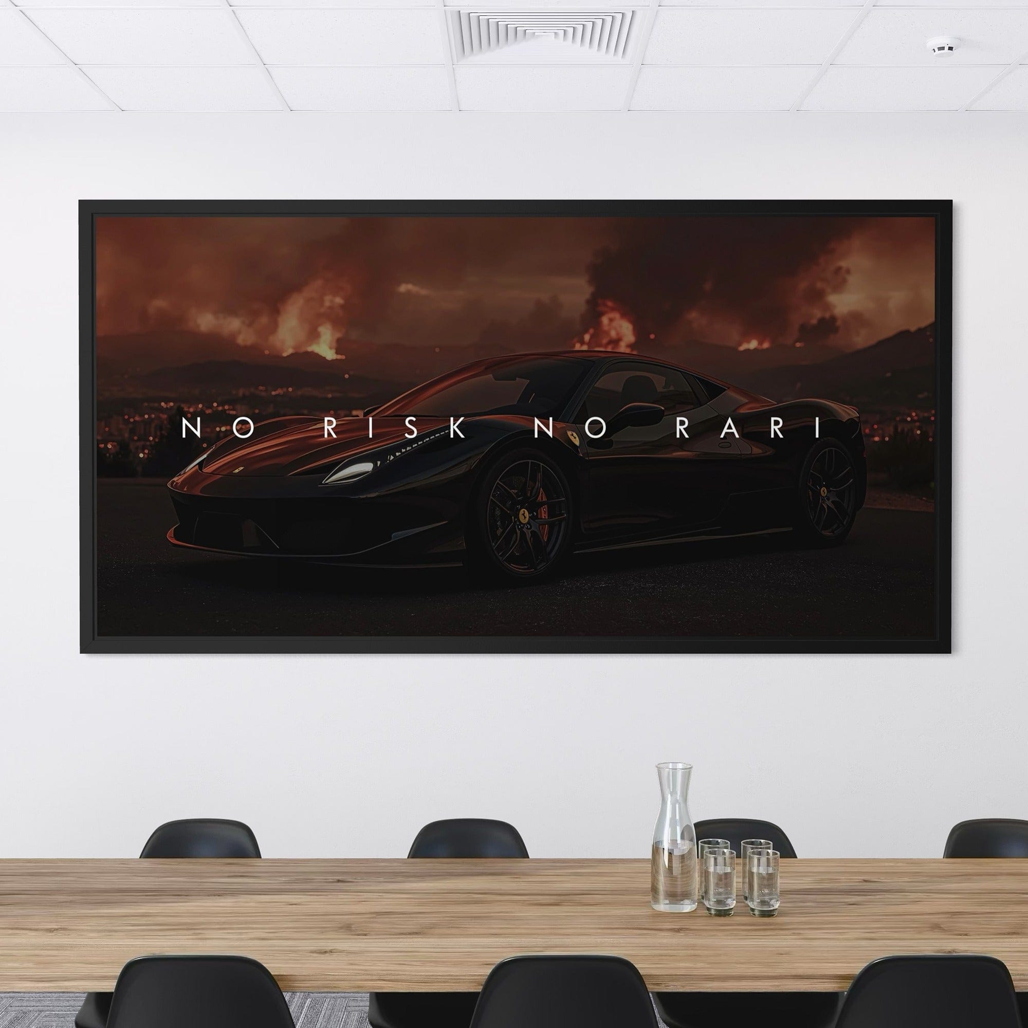 Männliche Männerhöhle mit motivierendem Leinwanddruck eines Ferrari-Supersportwagens